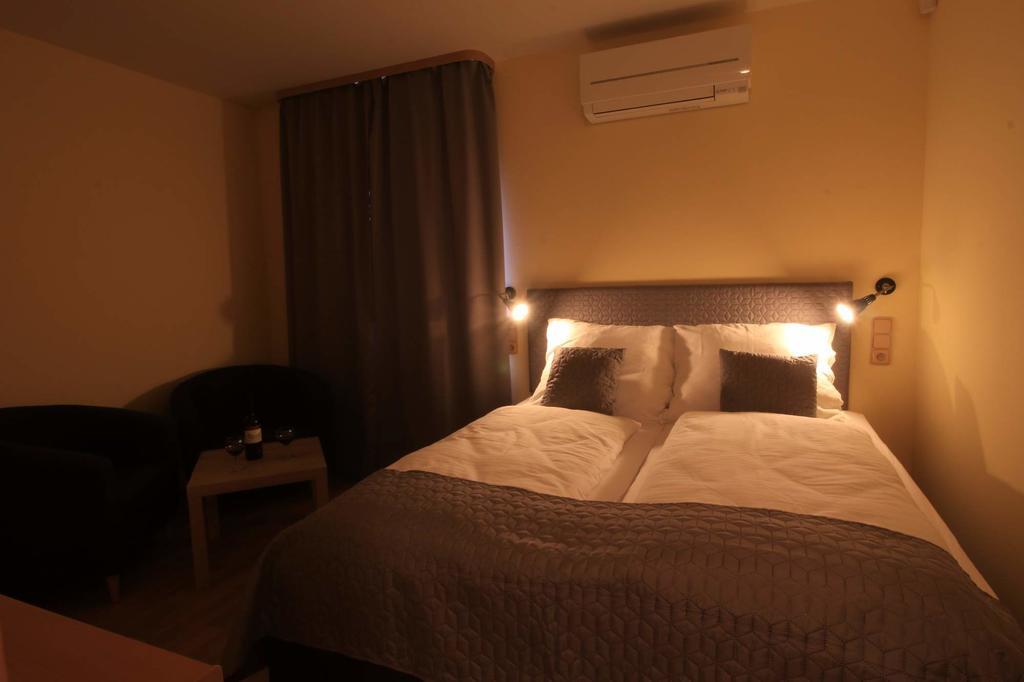 U Admirala Hotel Kladno Exterior foto